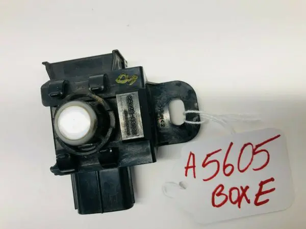 8934133110A1 2007-2011 LEXUS ES350 2010-2012 HS 250h PARKING AID SENSOR GENUINE - Image 3