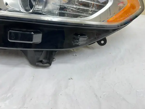 NICE ALL TABS 2013 2014 2015 2016 FORD FUSION HALOGEN FRONT  LEFT OEM HEADLIGHT - Image 10