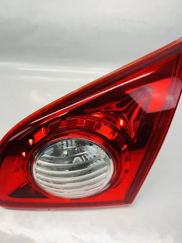 2008 2009 2010 2011 2012 2013 NISSAN ROGUE REAR RIGHT OEM INNER TAIL LIGHT - Image 7