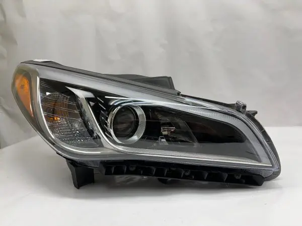 2015 2016 2017 HYUNDAI SONATA HALOGEN FRONT RIGHT OEM HEADLIGHT 92102C2000