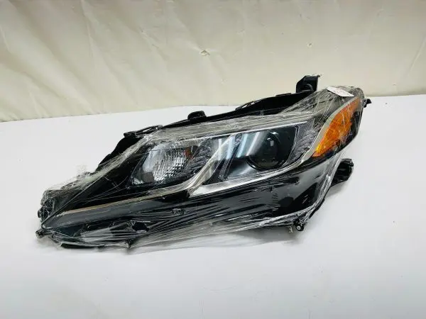 NICE  2018 2019 2020 2021 2022 2023 TOYOTA CAMRY LED FRONT LEFT HEADLIGHT