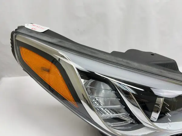 2015 2016 2017 HYUNDAI SONATA HALOGEN FRONT RIGHT OEM HEADLIGHT 92102C2000 - Image 8