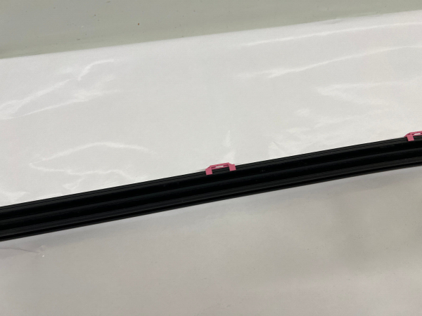 86823419 2019-2022 2023 chevy silverado 1500 front right door belt molding oem - Image 7
