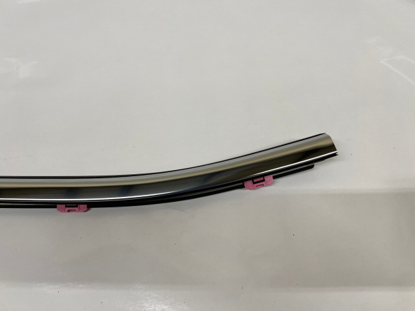 84842450  2019 2020 2021 2022 2023 gmc sierra rear left door belt molding oem - Image 3