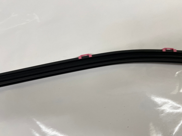84842450  2019 2020 2021 2022 2023 gmc sierra rear left door belt molding oem - Image 9