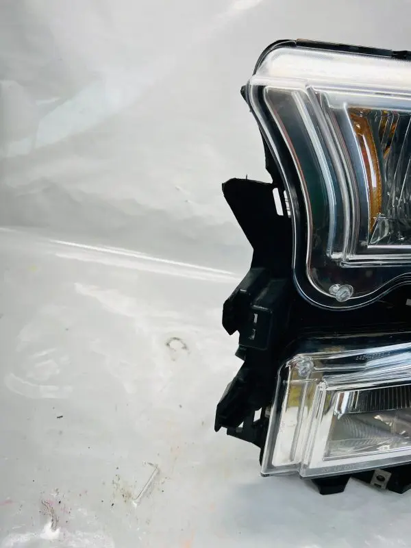 2015 2016 2017 FORD F150 HALOGEN FRONT LEFT OEM HEADLIGHT - Image 8