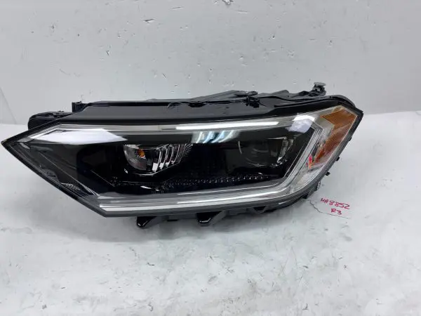 MINT 2019 2020 2021 2022 2023 VW JETTA GLi LED PROJECTOR LEFT OEM HEADLIGHT - Image 2