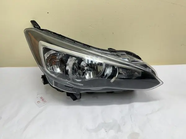 2017 2018 2019 2020 2021 2022 2023 SUBARU IMPREZA HALOGEN RIGHT OEM HEADLIGHT