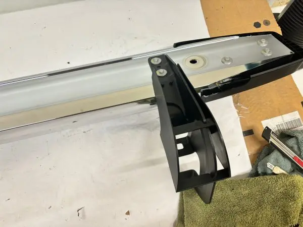 2019 2020 2021 2022 2023 2024 CHEVY SILVERADO 1500 LF OEM RUNNING BOARD 84011396 - Image 16