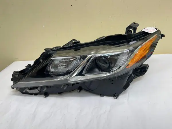 2018 2019 2020 2021 2022 2023 TOYOTA CAMRY LED FRONT LEFT OEM HEADLIGHT - Image 2