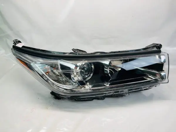 2017 2018 2019 TOYOTA HIGHLANDER HALOGEN LED FRONT RIGHT OEM HEADLIGHT