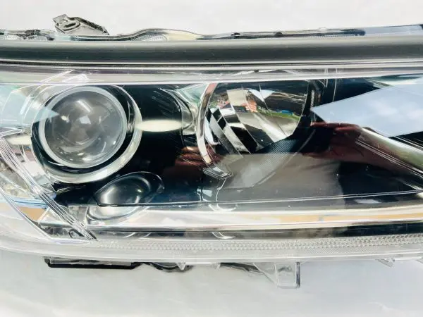 2017 2018 2019 TOYOTA HIGHLANDER HALOGEN LED FRONT RIGHT OEM HEADLIGHT - Image 4