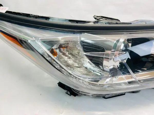 2017 2018 2019 TOYOTA HIGHLANDER HALOGEN LED FRONT RIGHT OEM HEADLIGHT - Image 5