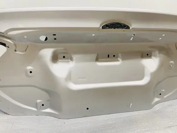⭐️ 2017 2018 2019 2020 FORD FUSION REAR OEM TRUNK HATCH TRUNK LID SILVER GENUINE - Image 5