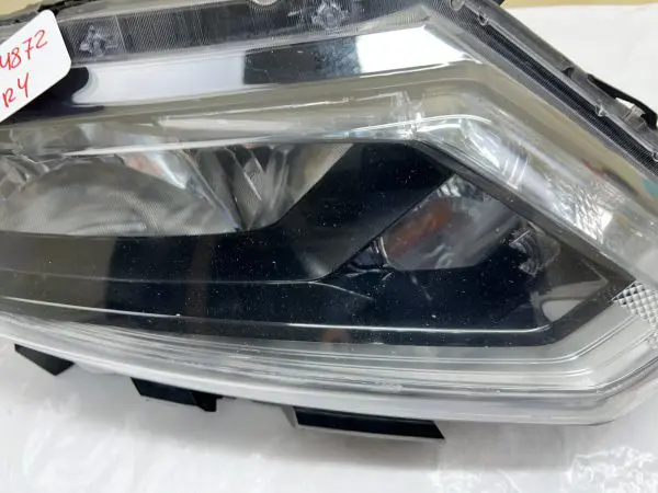 2014 2015 2016 NISSAN ROGUE HALOGEN LED FRONT  RIGHT OEM HEADLIGHT - Image 9