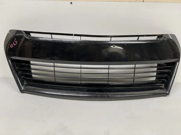 2014 2015 2016 TOYOTA COROLLA FRONT OEM LOWER GRILLE 5310202210