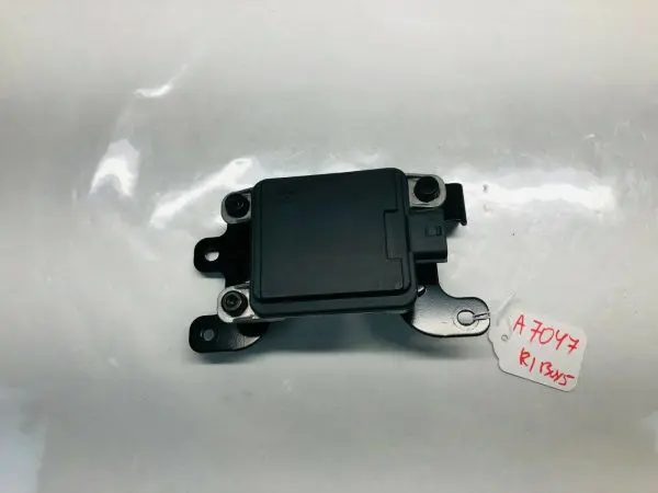 99110S8100 2020 2021 2022 HYUNDAI PALISADE CRUISE CONTROL DISTANCE SENSOR