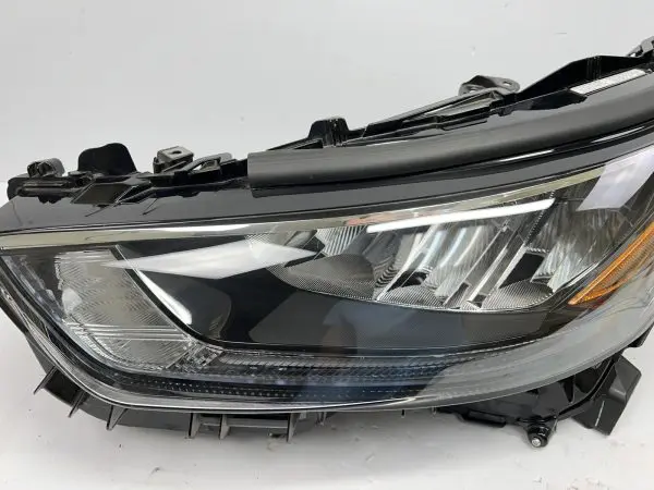 2020 2021 2022 2023 toyota highlander led front left oem headlight  10100-8a06m - Image 4