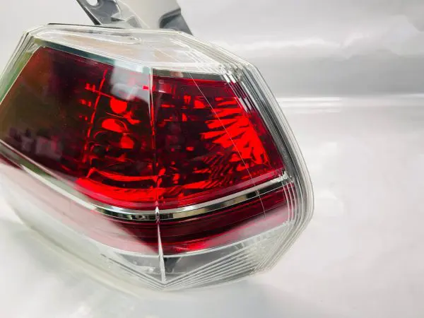 2014 2015 2016 NISSAN ROGUE HALOGEN REAR LEFT OEM TAIL LIGHT - Image 6