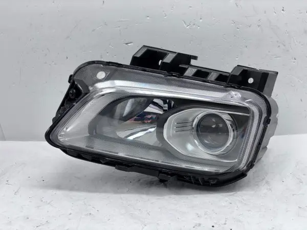 2018 2019 2020 2021 HYUNDAI KONA HALOGEN FRONT LEFT OEM HEADLIGHT 92101-J9020