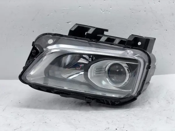 2018 2019 2020 2021 HYUNDAI KONA HALOGEN FRONT LEFT OEM HEADLIGHT 92101-J9020 - Image 2