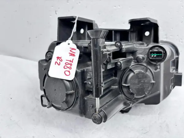 2018 2019 2020 2021 HYUNDAI KONA HALOGEN FRONT LEFT OEM HEADLIGHT 92101-J9020 - Image 15