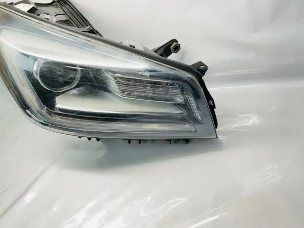 2013 2014 2015 2016 GMC ACADIA HALOGEN LED FRONT RIGHT OEM HEADLIGHT GENUINE - Image 2