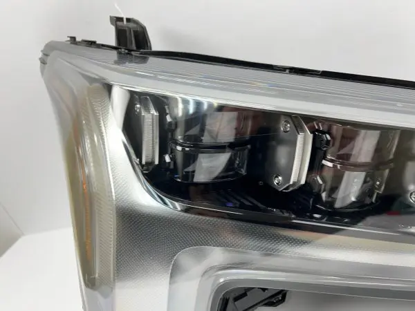 2022 2023 2024 toyota tundra platinum full led front right oem headlight - Image 5