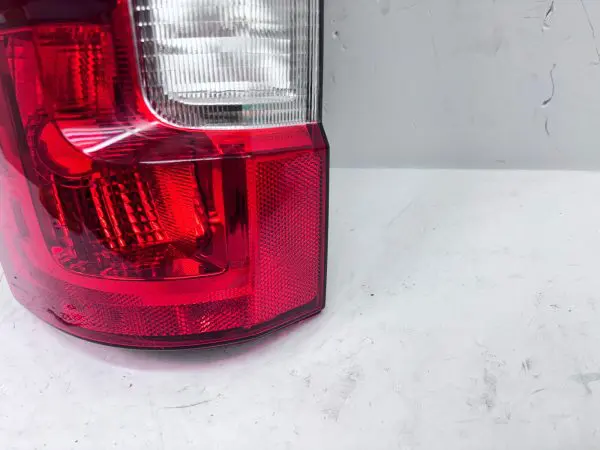 2017 2018 2019 FORD F250 F350 SUPER DUTY HALOGEN BLIND SPOT REAR OEM TAIL LIGHT - Image 3