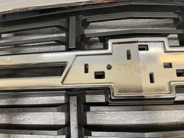 2014 2015 CHEVY SILVERADO 1500 FRONT OEM GRILLE GENUINE - Image 9
