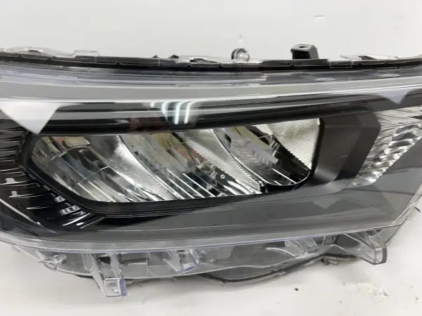 🎈🎈2019 2020 2021 TOYOTA RAV4 LED FRONT RIGHT OEM HEADLIGHT BLACK BEZEL - Image 8