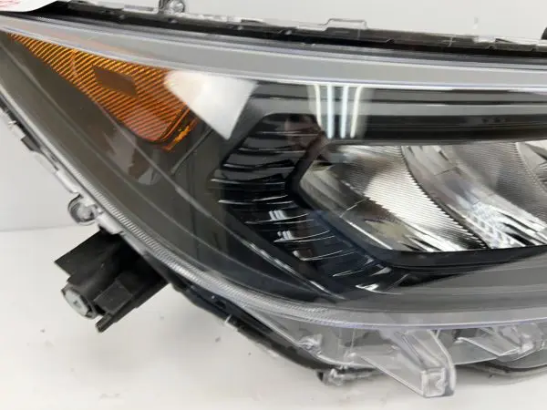 🎈🎈2019 2020 2021 TOYOTA RAV4 LED FRONT RIGHT OEM HEADLIGHT BLACK BEZEL - Image 10