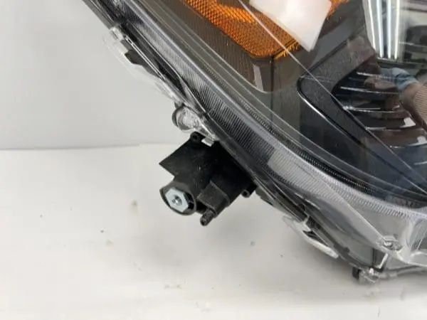 🎈🎈2019 2020 2021 TOYOTA RAV4 LED FRONT RIGHT OEM HEADLIGHT BLACK BEZEL - Image 11