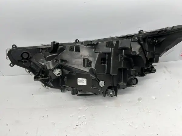 🎈🎈2019 2020 2021 TOYOTA RAV4 LED FRONT RIGHT OEM HEADLIGHT BLACK BEZEL - Image 18