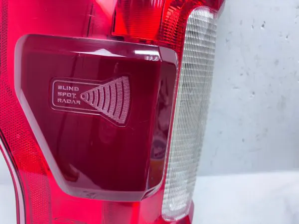 2017 2018 2019 FORD F250 F350 SUPER DUTY HALOGEN BLIND SPOT REAR OEM TAIL LIGHT - Image 11