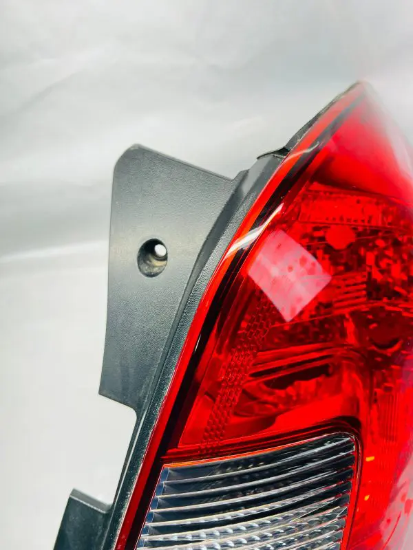 2013 2014 2015 CHEVROLET CHEVY CAPTIVA REAR RIGHT OEM TAIL LIGHT PASSENGER - Image 11