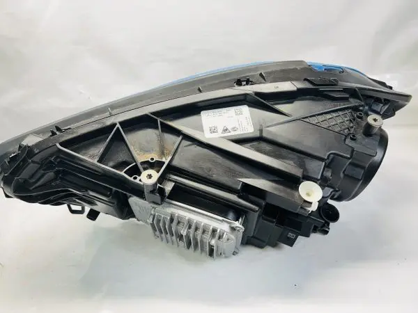 2019 2020 2021 MERCEDES BENZ A CLASS A250 A35 A45 LED RIGHT OEM HEADLIGHT TRIPLE - Image 10