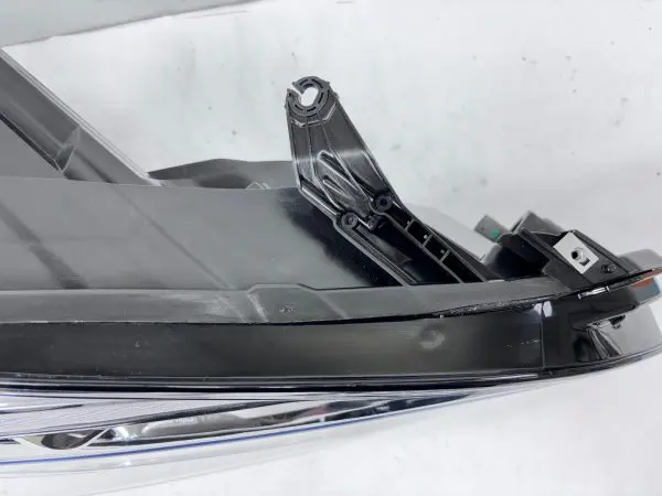 84486951  2019 2020 BUICK ENVISION LED FRONT RIGHT OEM HEADLIGHT - Image 17
