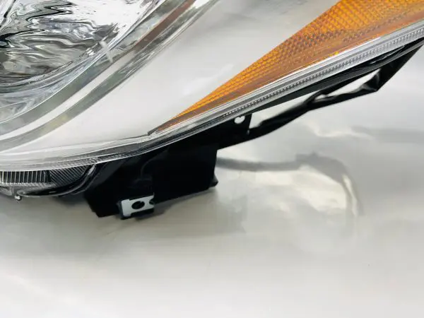 NICE ALL TABS 2017 2018 2019 TOYOTA HIGHLANDER HALOGEN FRONT LEFT HEADLIGHT - Image 8