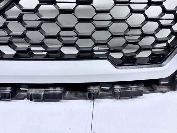3Z8200SL  2018 2019 2020 FORD F150 HONEYCOMB  FRONT OEM GRILLE GENUINE - Image 6