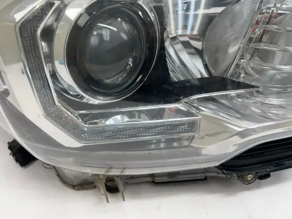 2016 2017 2018 2019 2020 2021 2022 toyota tacoma haloge led right oem headligh - Image 7