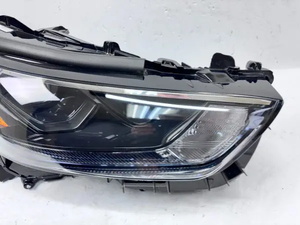 100008A0M4 2020 2021 2022 2023 TOYOTA HIGHLANDER LED FRONT RIGHT OEM HEADLIGHT - Image 3