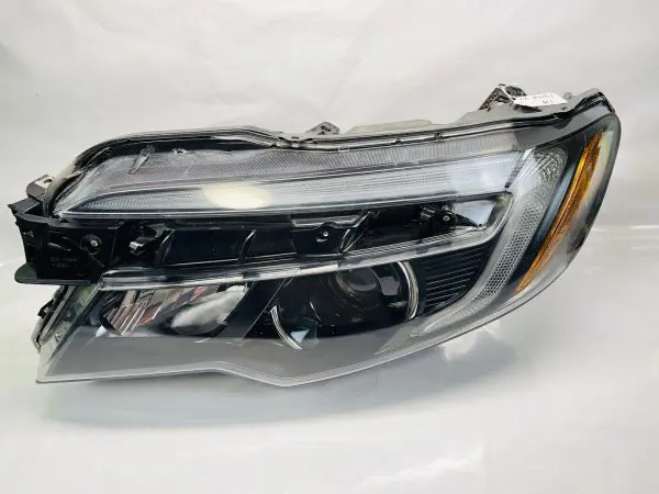 2016-2018 2019 2020 2021 2022 HONDA PILOT RIDGELINE HALOGEN LEFT OEM HEADLIGHT