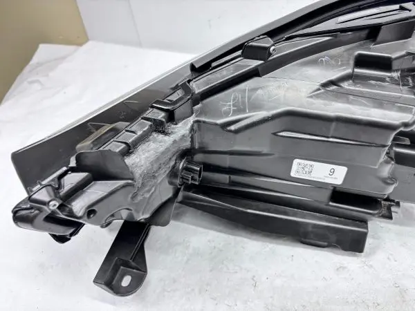 100008A0M4 2020 2021 2022 2023 TOYOTA HIGHLANDER LED FRONT RIGHT OEM HEADLIGHT - Image 18