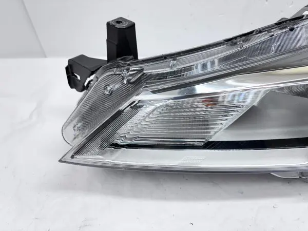 2021 2022 2023 NISSAN KICKS HALOGEN FRONT LEFT OEM HEADLIGHT 26010-5R00A - Image 5