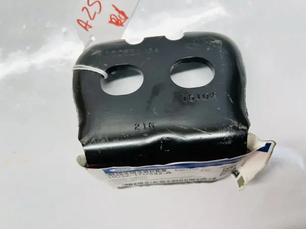 2017-2021 2022 Ford Super Duty OEM Rear Bumper Mounting Bracket HC3Z-17D942-A - Image 7