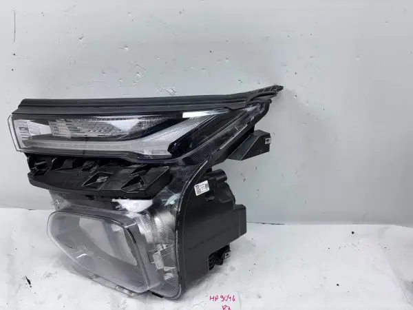 42827953  2021 2022 2023 CHEVY TRAIL BLAZER HALOGEN FRONT LEFT OEM HEADLIGHT - Image 2