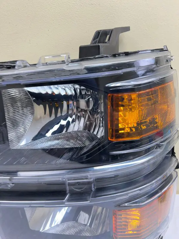 23380552 2014 2015 CHEVY SILVERADO 1500 HALOGEN FRONT LEFT OEM HEADLIGHT - Image 10