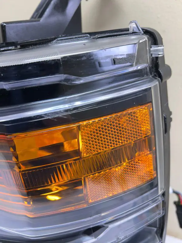 23380552 2014 2015 CHEVY SILVERADO 1500 HALOGEN FRONT LEFT OEM HEADLIGHT - Image 12