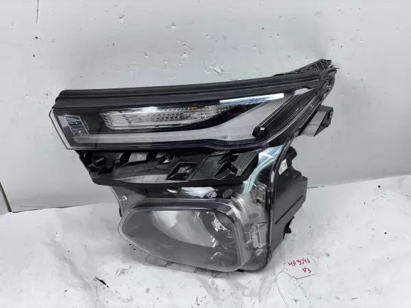 42827953  2021 2022 2023 CHEVY TRAIL BLAZER HALOGEN FRONT LEFT OEM HEADLIGHT - Image 16